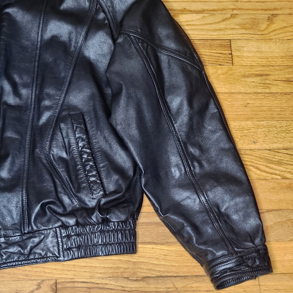 Vintage Wilson's Leather Bomber Jacket Men's XL Black Mock Neck Motorcycle - Picture 8 of 16